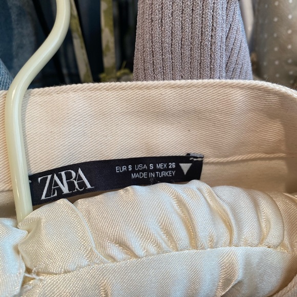 Dress - Picture 5 of 5